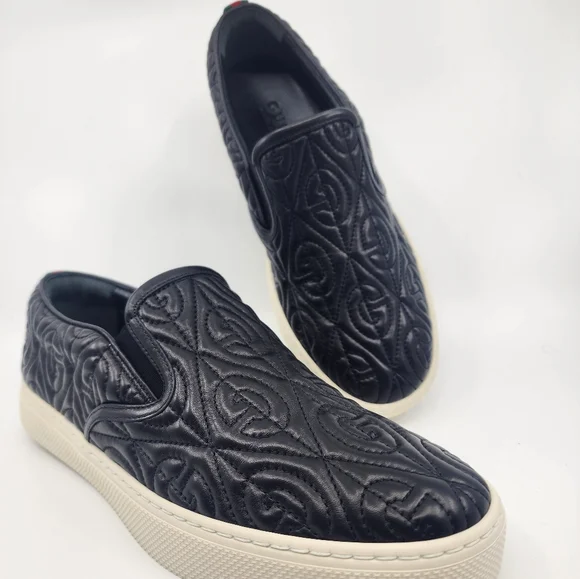 Gucci | Shoes | Gucci Black Mens Leather Ggembossed Slipon  display picture 1
